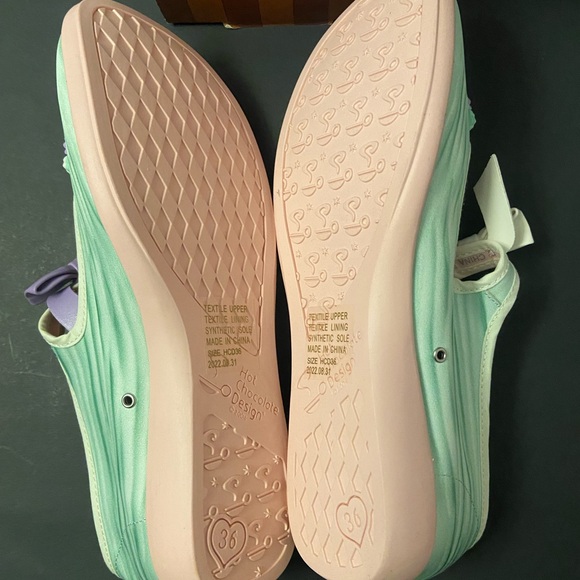 Baroque Cake Chocolaticas Mary Janes Flats - Picture 2 of 4